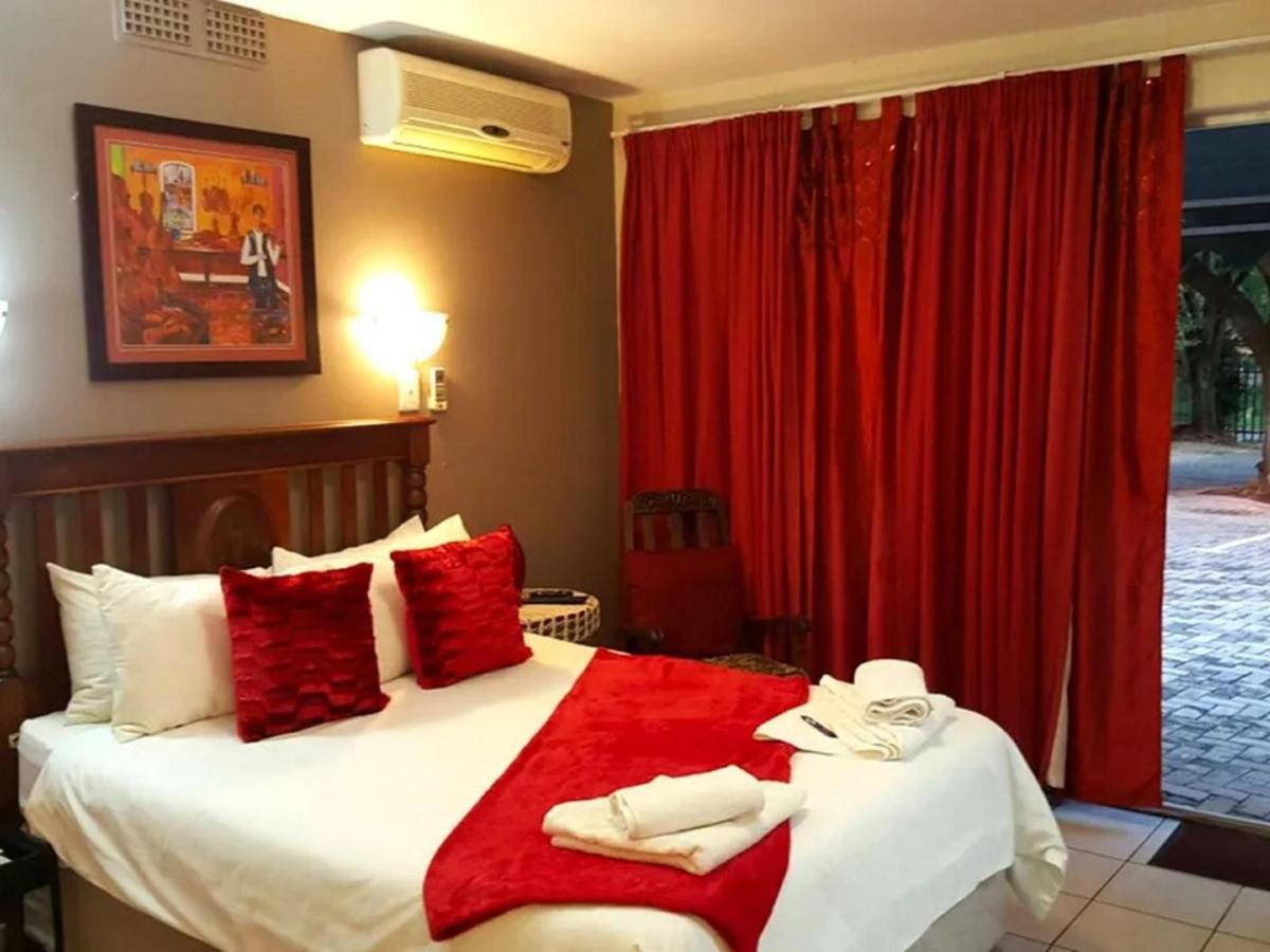 Gemstone Guest House Klerksdorp Kültér fotó