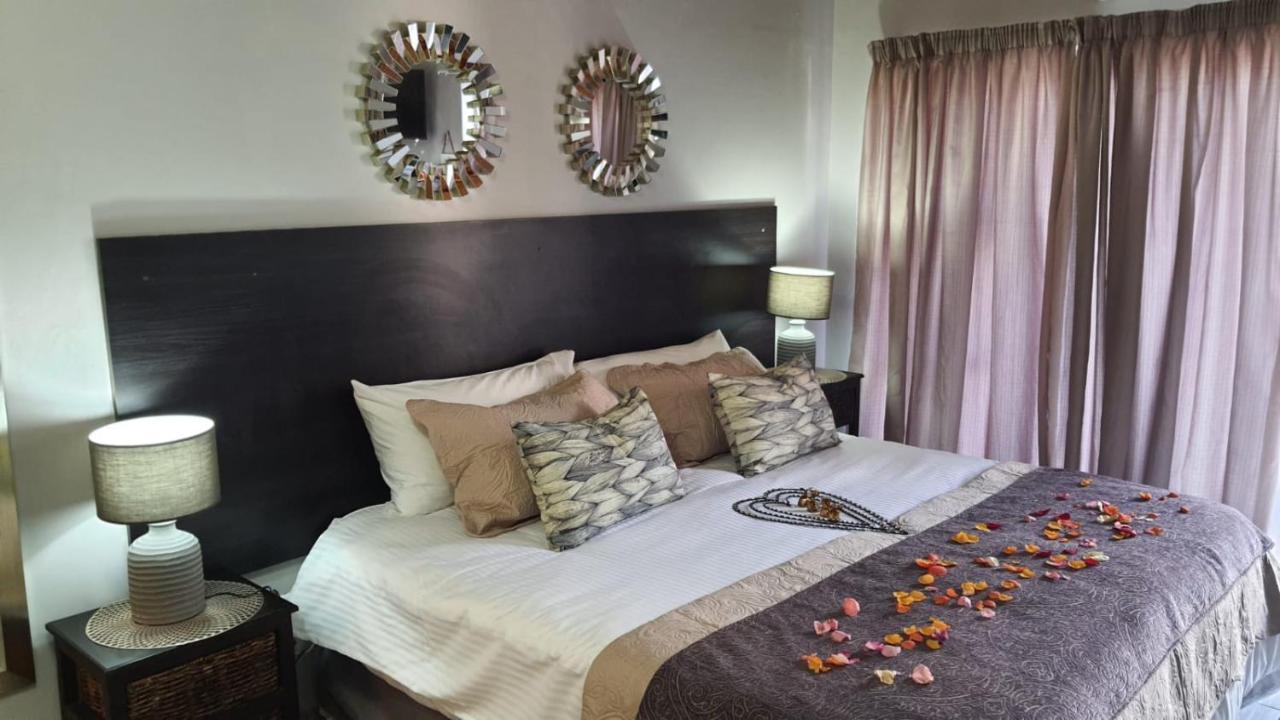 Gemstone Guest House Klerksdorp Kültér fotó