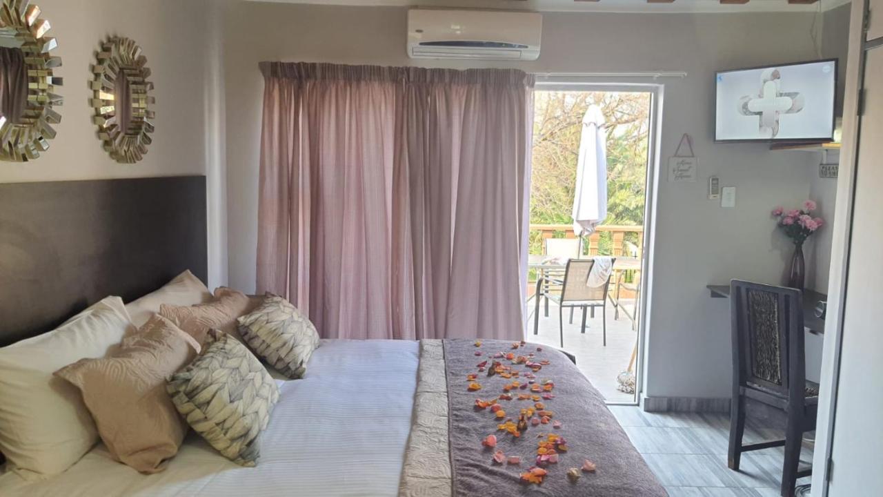 Gemstone Guest House Klerksdorp Kültér fotó