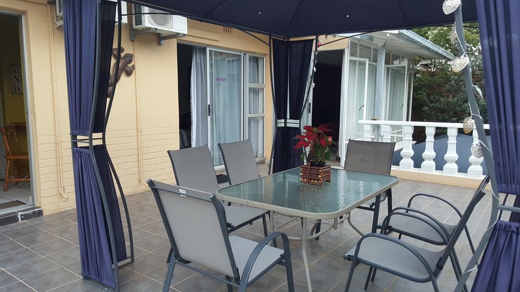 Gemstone Guest House Klerksdorp Kültér fotó
