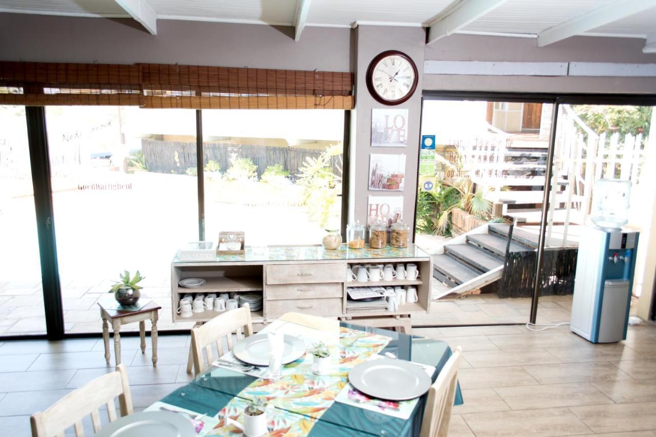Gemstone Guest House Klerksdorp Kültér fotó